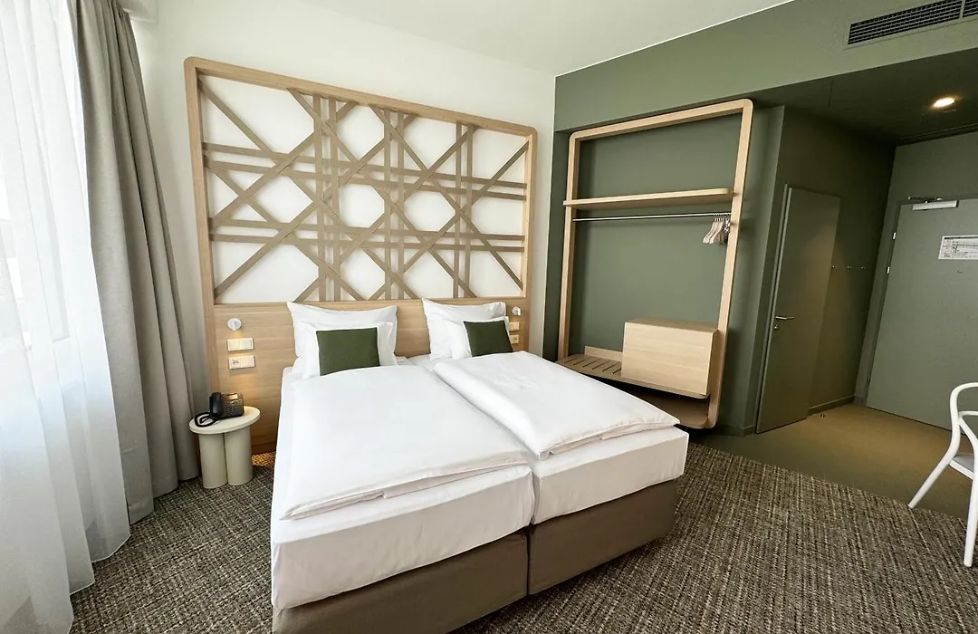 ARCOTEL AQ Wien-1